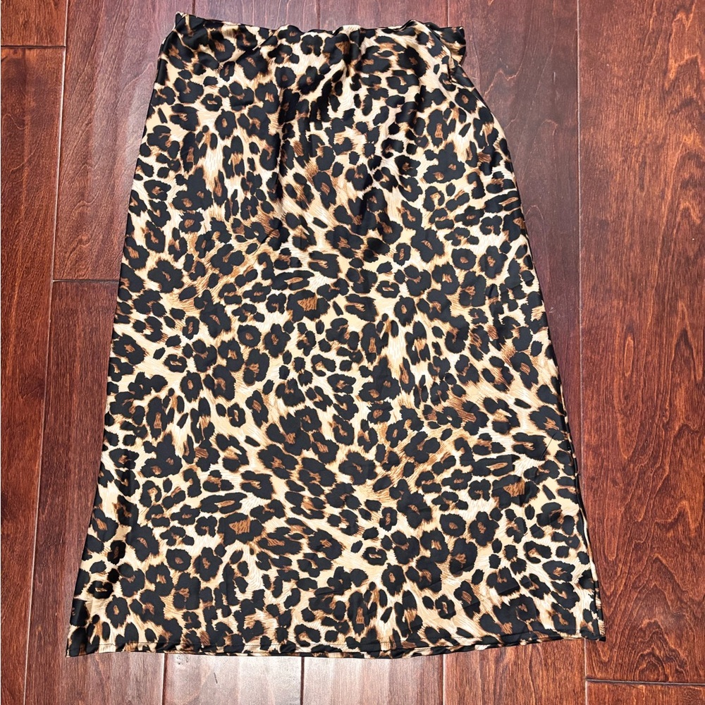 Leopard Print Midi Skirt